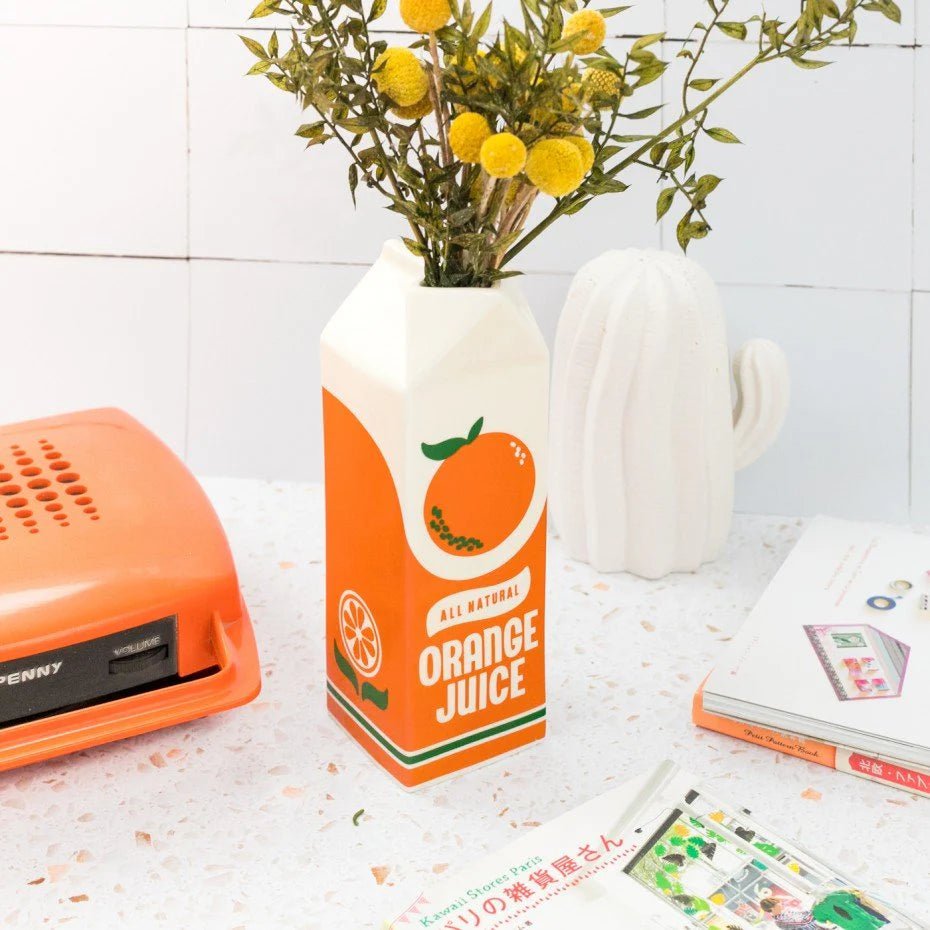 Vintage Orange Juice VasetevanaaVintage Orange Juice Vase