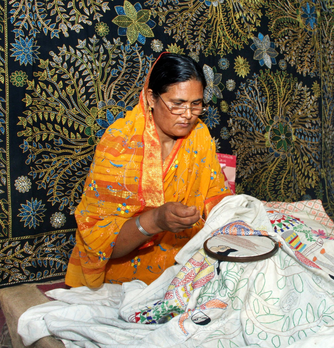 Kantha: Where Stories Meet Stitches in the Heart of Bengal - tevanaa