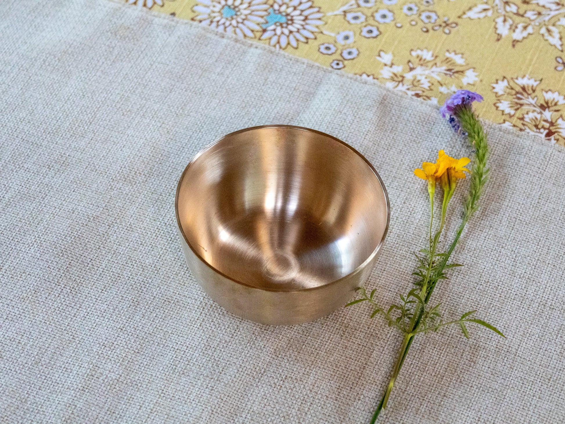 Bronze Deep BowltevanaaBronze Deep Bowl