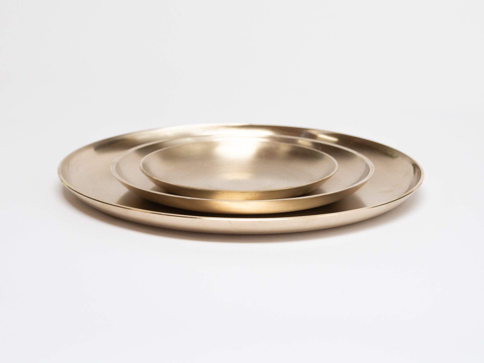 Bronze dinner plate best sale