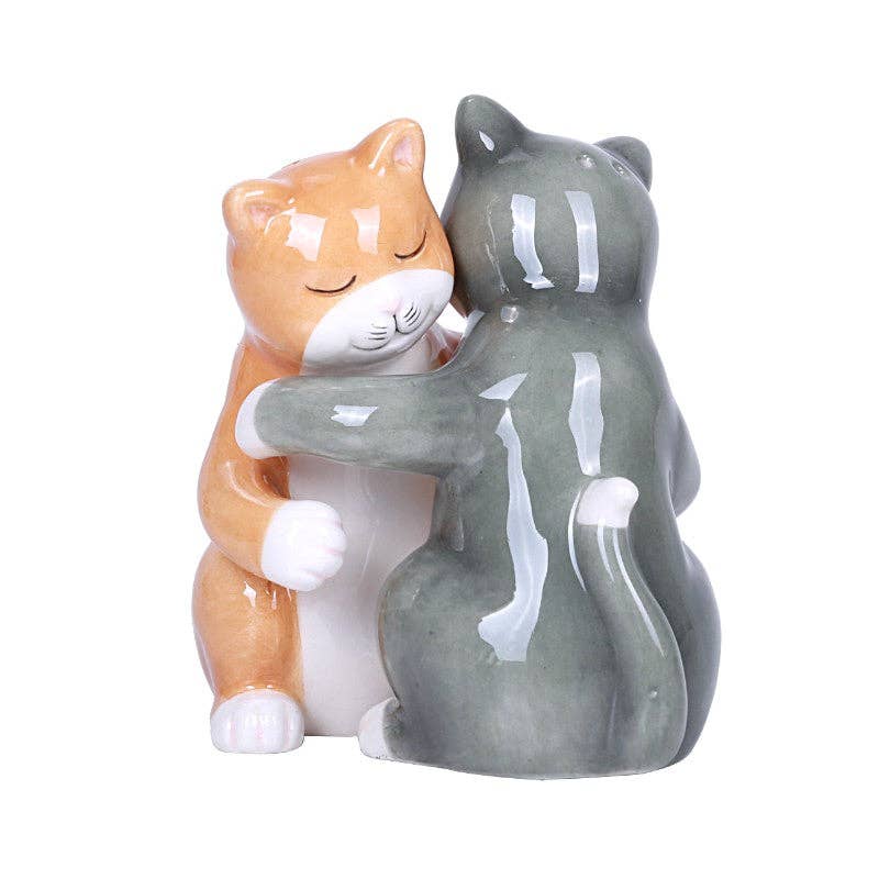 Hugging Cats Salt and Pepper Shakers SettevanaaHugging Cats Salt and Pepper Shakers Set