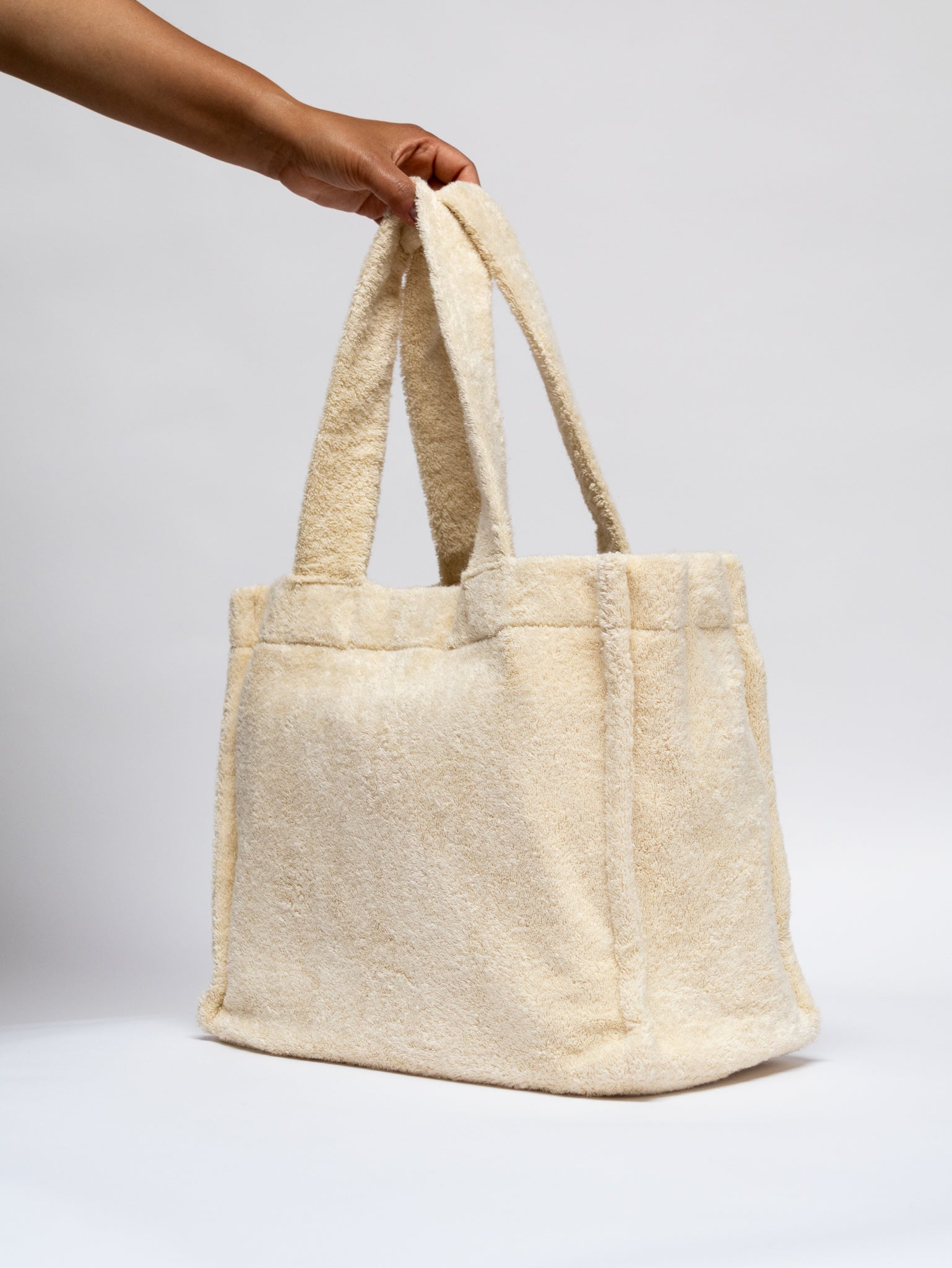 The Cloud Terry Tote Bag in Naturaltevanaa